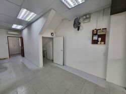 Serangoon North Avenue 1 (D19), Shop House #610221211